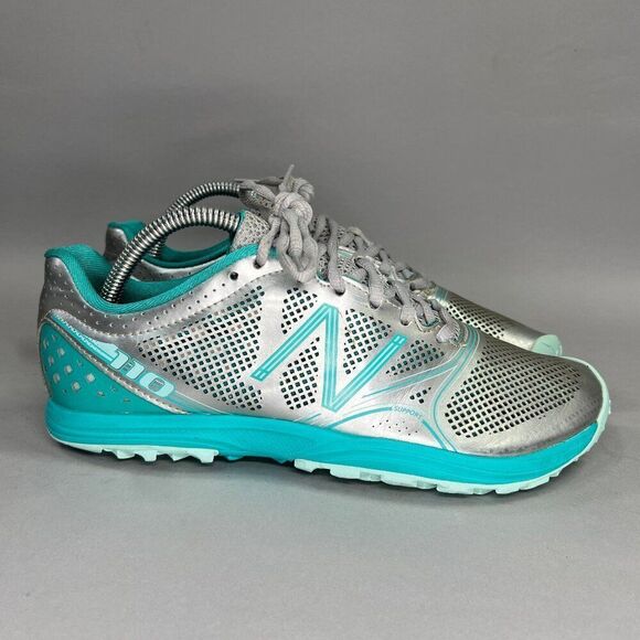 New Balance 110 Trail Running Shoes Women's Size 9.5 Silver & Turquoise Sneakers - Picture 1 of 12